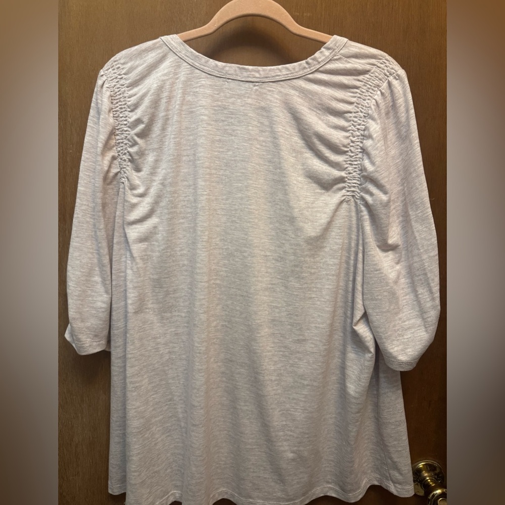 Democracy Women’s Elbow Length Puff Sleeve Ruched Top Tee Set of 3 - Picture 10 of 12